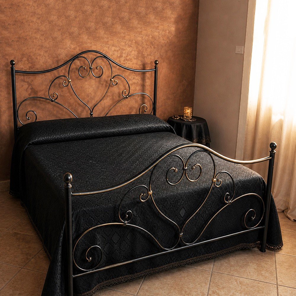28659.jpg Letto una piazza e mezza Papavero ferro battuto nero oro - immagine 1
