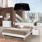 Camera Urano con armadio 6 ante battenti e letto in legno colore bianco larice - immagine 2