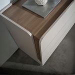 Camera da letto Loana con letto imbottito contenitore e armadio 6 ante con specchi colore cashmere biscotto - immagine 5
