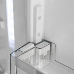 Frigorifero combinato Sharp SJNBA31IEBGD 331 lt No Frost con estetica glass nero classe D - immagine 9