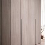 Camera Urano con armadio 4 ante battenti e letto in legno colore olmo perla - immagine 2
