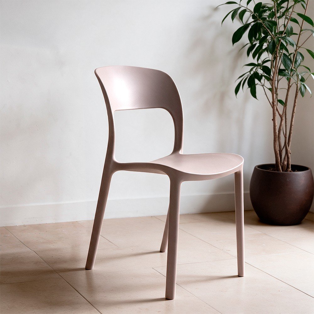 68553.jpg Sedia in polipropilene Vela con schienale ergonomico con apertura centrale colore taupe grey set 4 pezzi - immagine 1